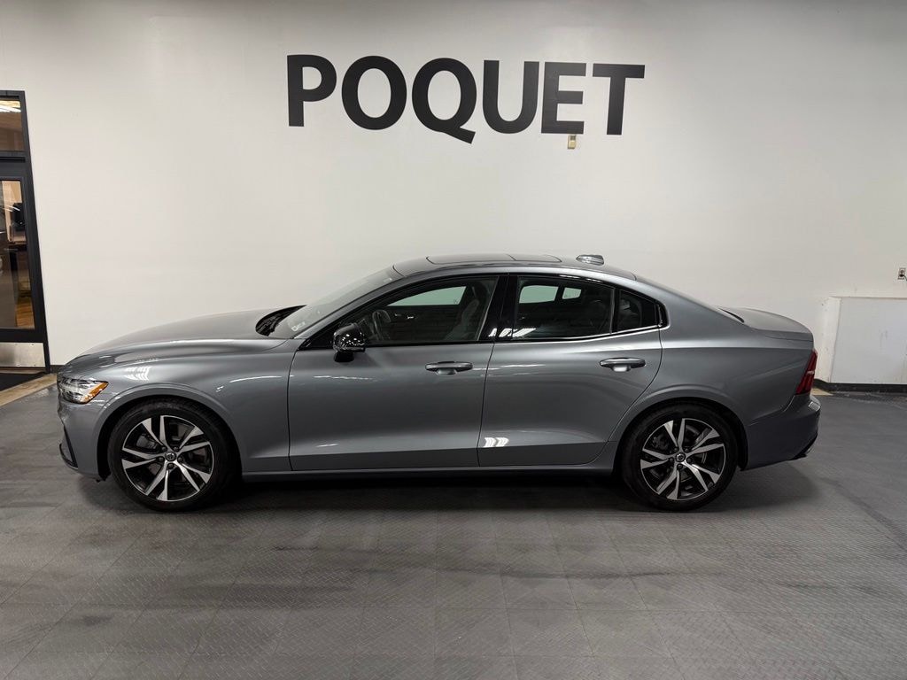 Used 2019 Volvo S60 T6 R-Design Sedan