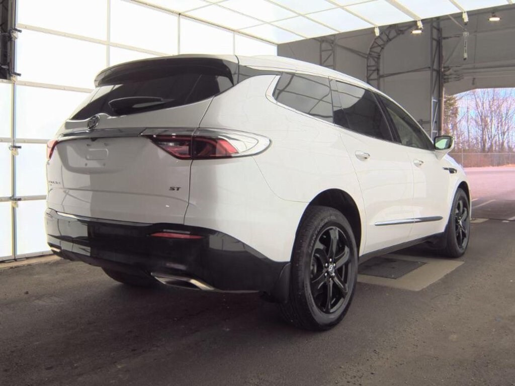 Used 2023 Buick Enclave Essence SUV