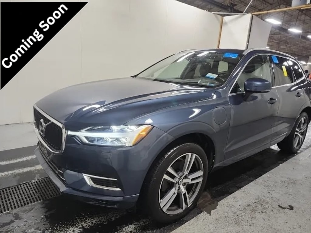 Used 2020 Volvo XC60 Hybrid T8 Momentum SUV