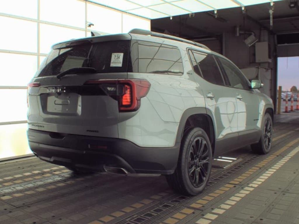 Used 2023 GMC Acadia SLT SUV