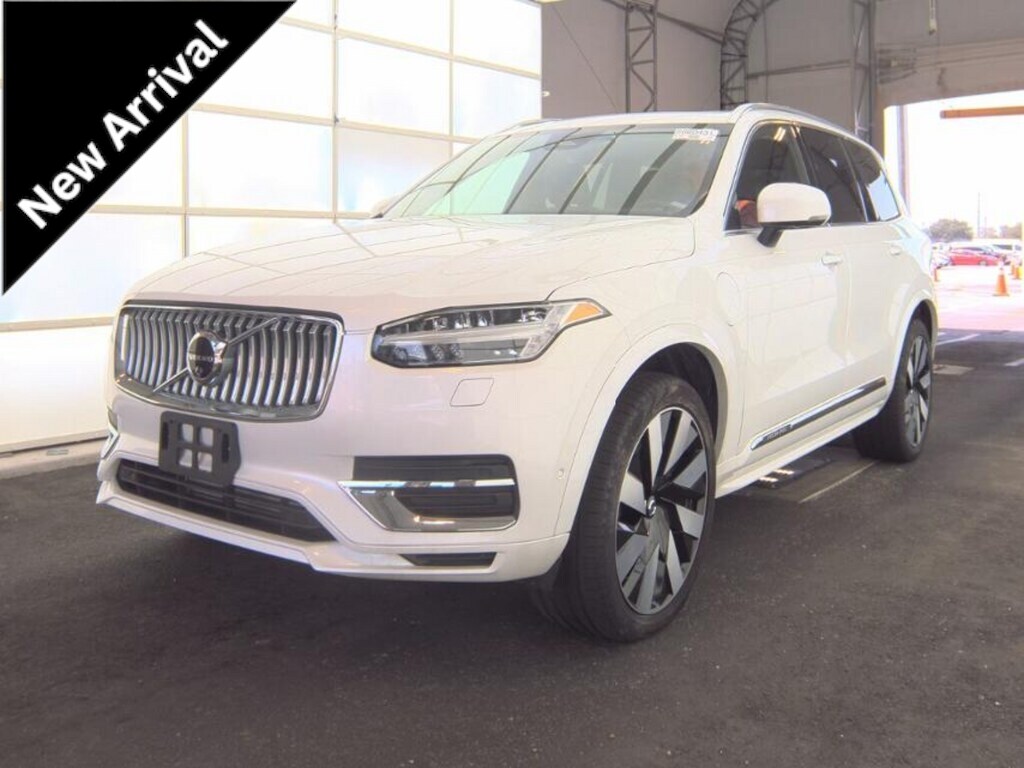 Used 2024 Volvo XC90 Recharge Plug-In Hybrid T8 Plus Bright Theme 7 Passenger SUV