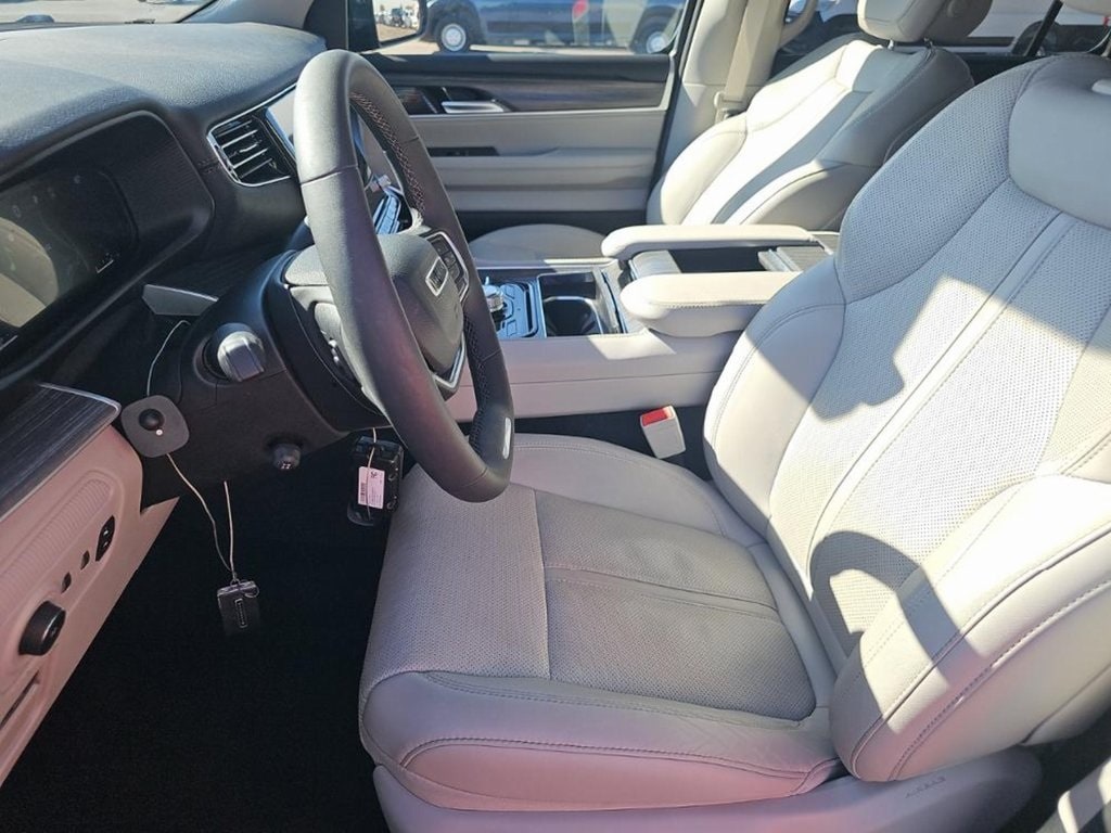 Used 2024 Jeep Wagoneer Series III SUV