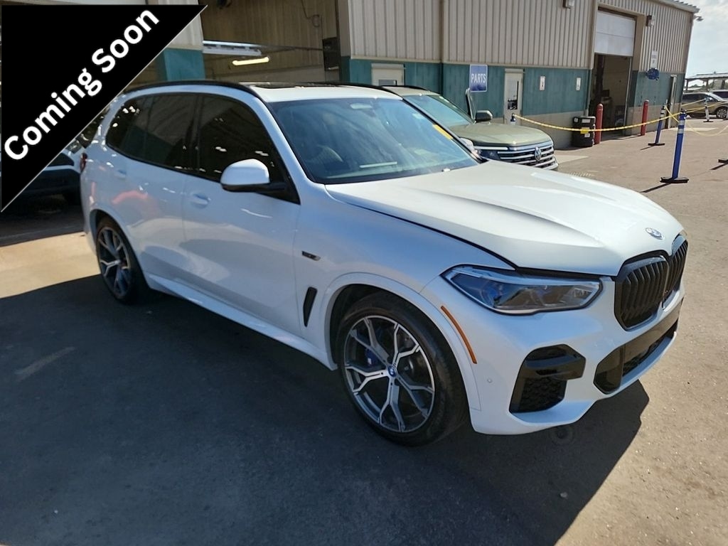 2023 BMW X5 xDrive45e's photo