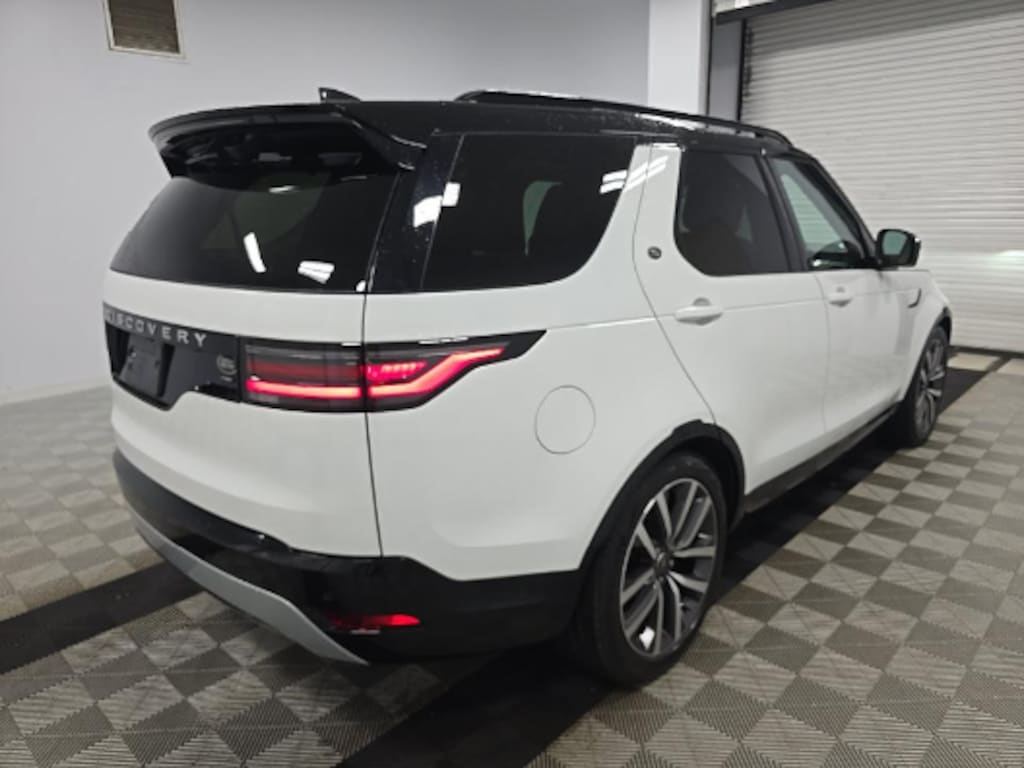 Used 2023 Land Rover Discovery Metropolitan Edition SUV