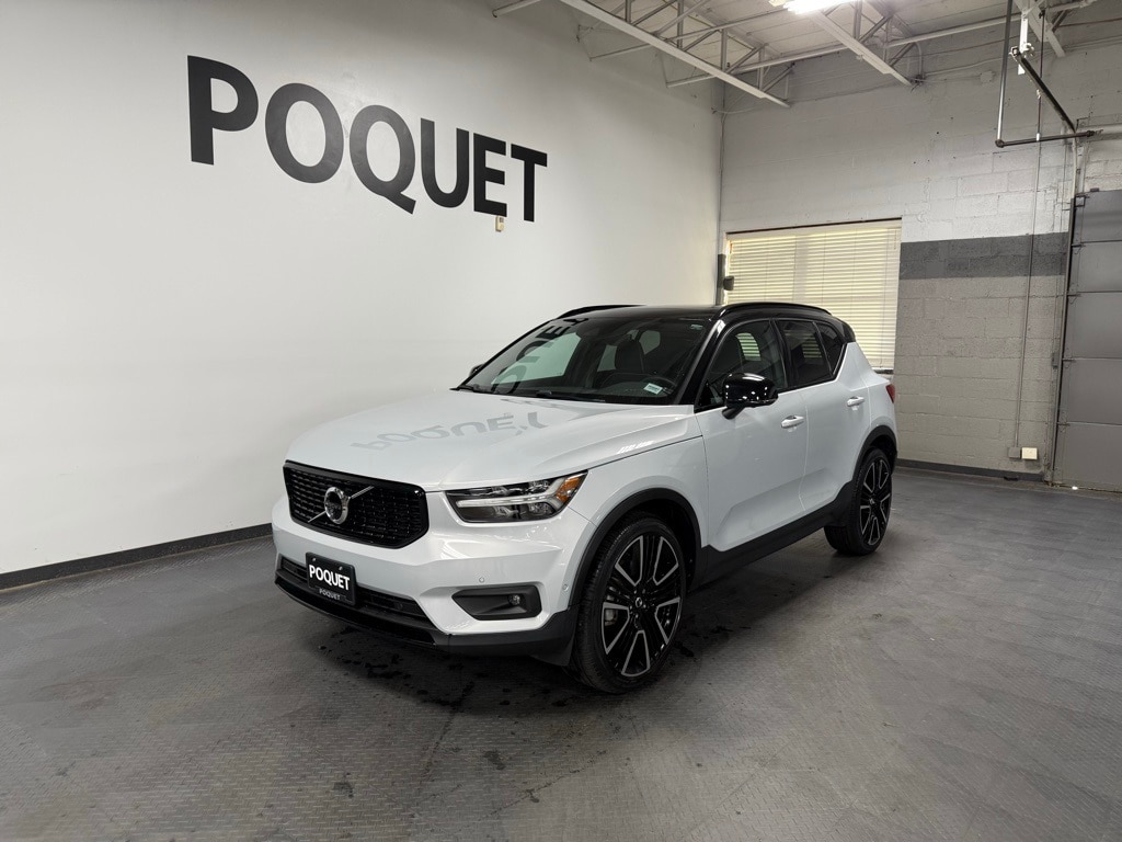 Used 2022 Volvo XC40 R-Design SUV