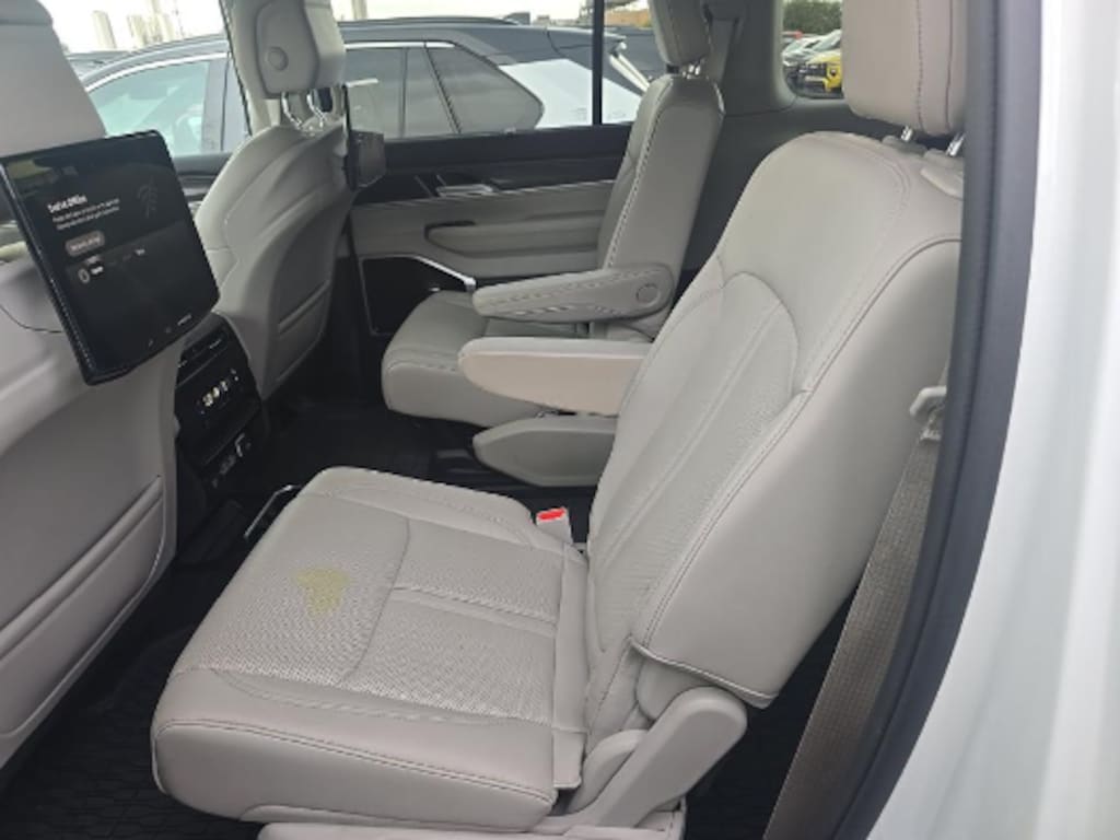 Used 2024 Jeep Wagoneer L Series III SUV