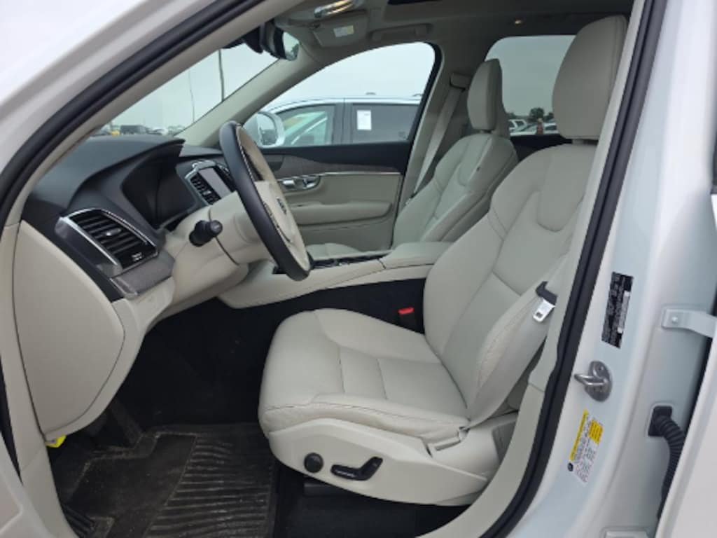 Used 2023 Volvo XC90 B6 Plus 7-Seater SUV