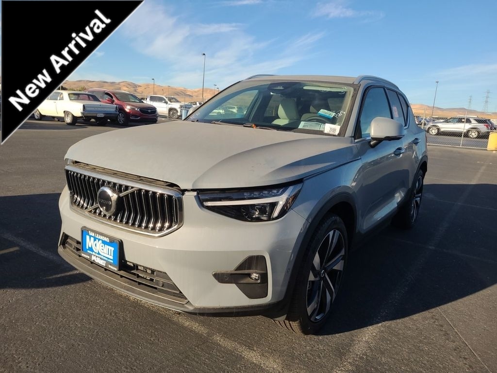 Used 2024 Volvo XC40 Ultimate SUV