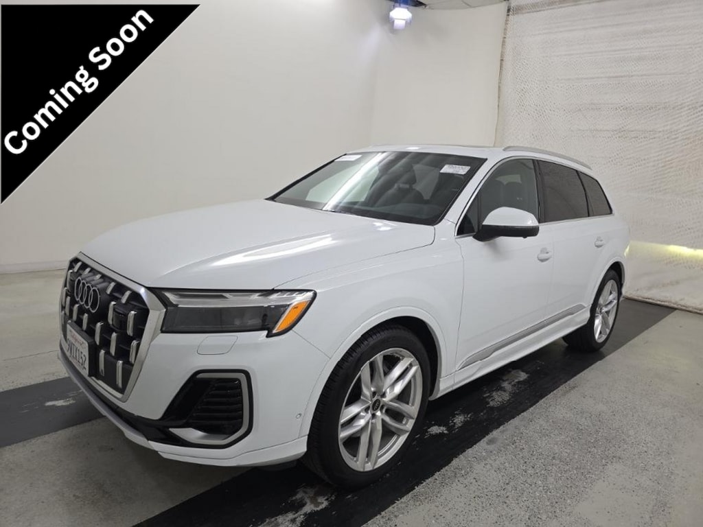 2025 Audi Q7 55 Premium Plus quattro Tiptronic's photo