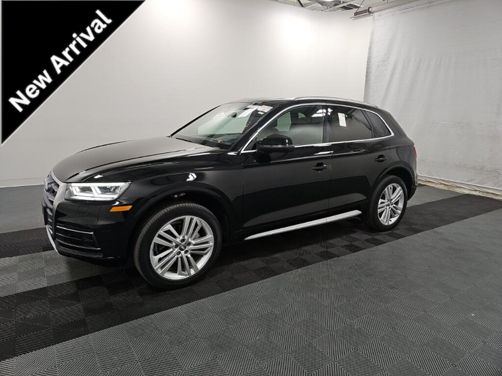 2018 Audi Q5 2.0T quattro S tronic Premium Plus's photo
