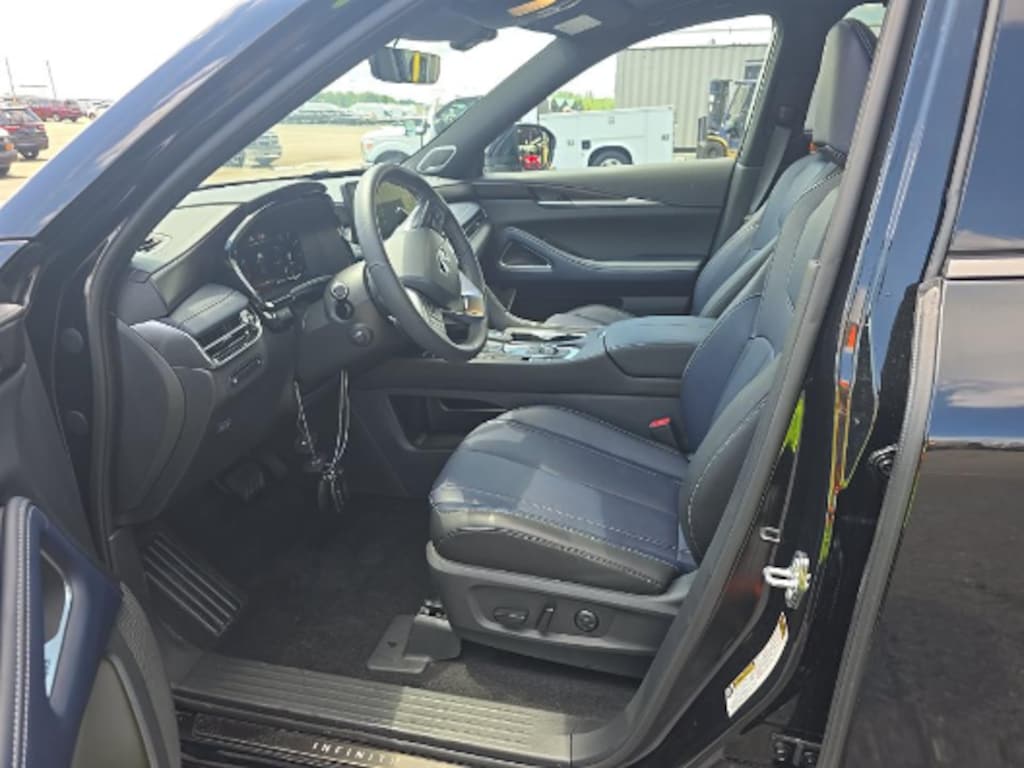 Used 2026 INFINITI QX60 Sport SUV