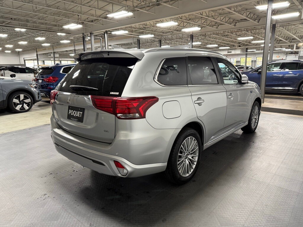 2022 Mitsubishi Outlander PHEV SEL photo 4