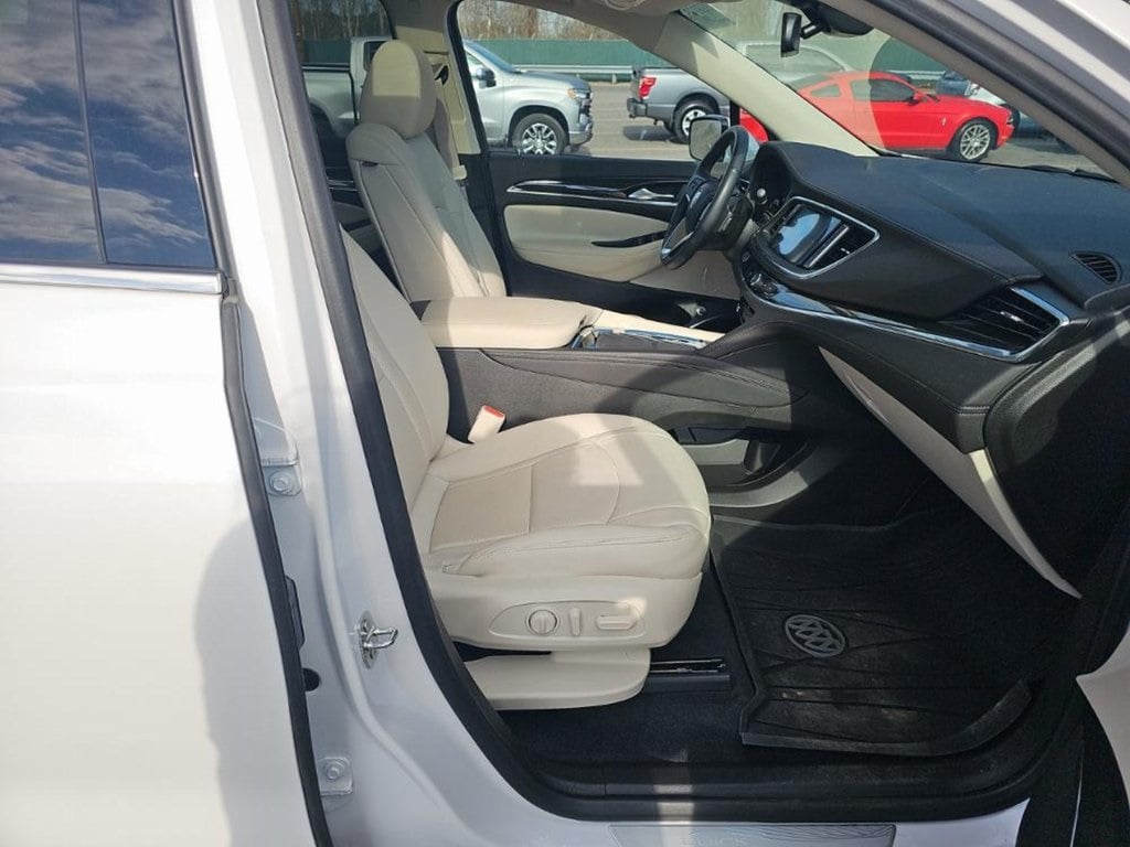 Used 2023 Buick Enclave Essence SUV