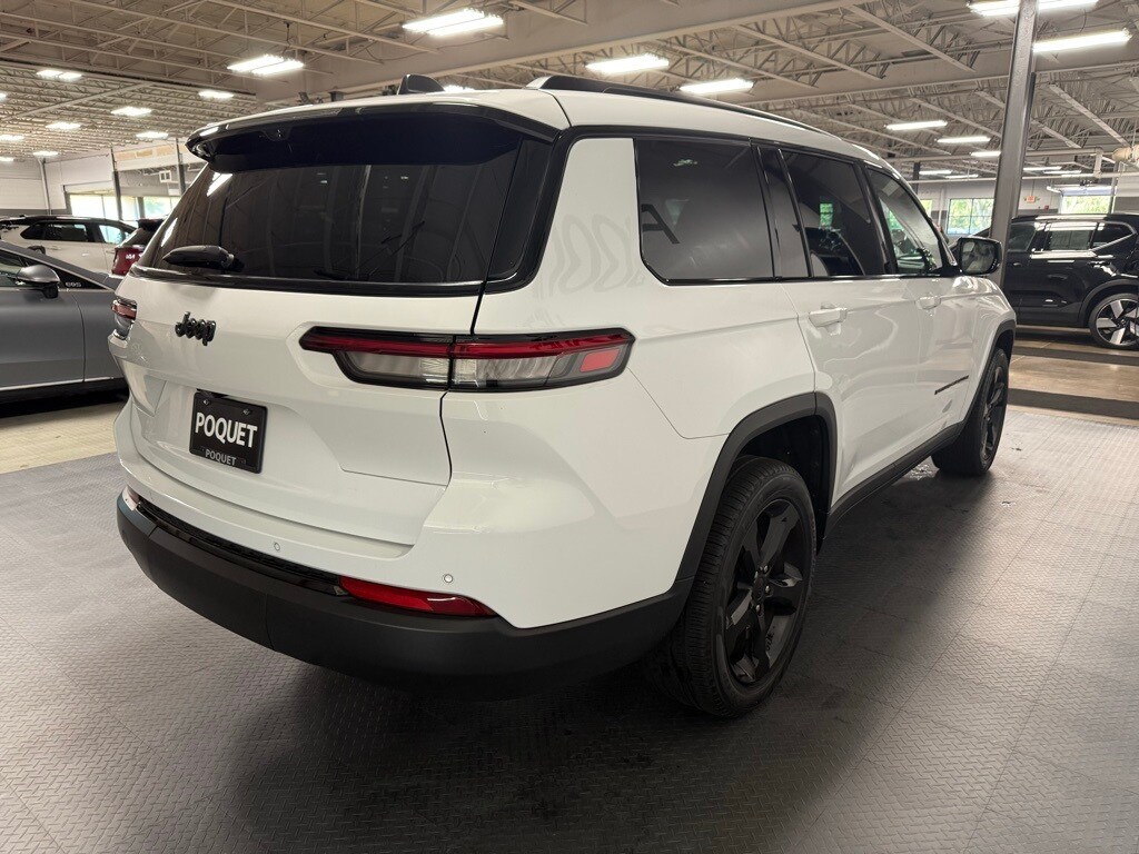 2024 Jeep Grand Cherokee Limited photo 4