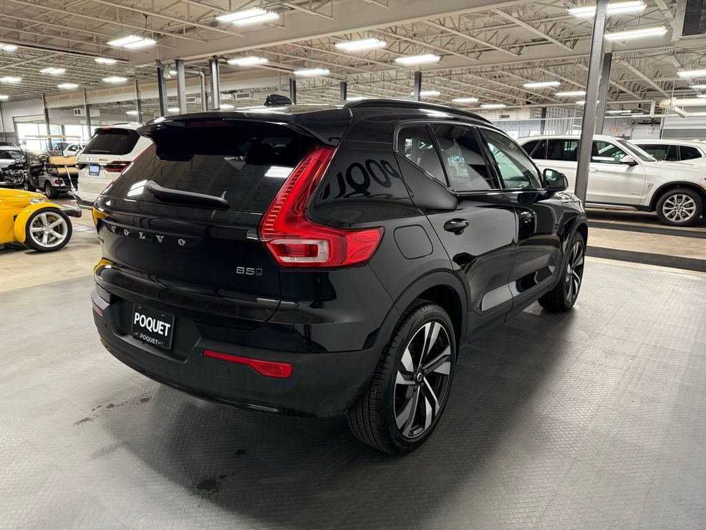 Used 2024 Volvo XC40 Ultimate SUV