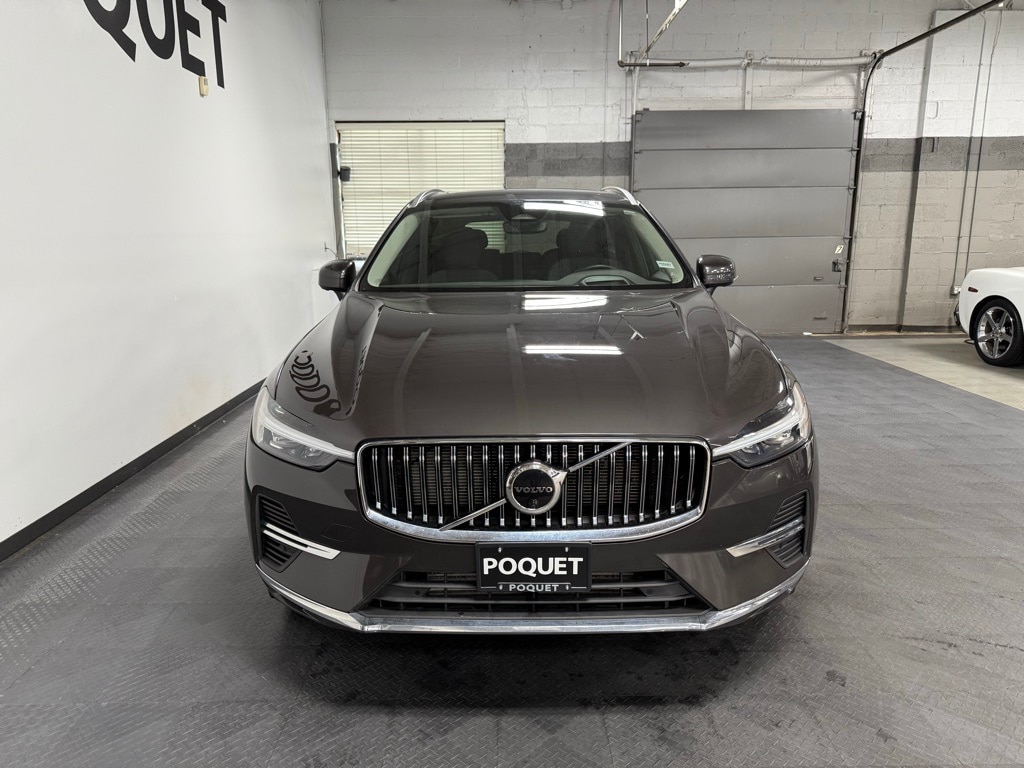 Used 2022 Volvo XC60 Recharge Plug-In Hybrid T8 Inscription Expression SUV