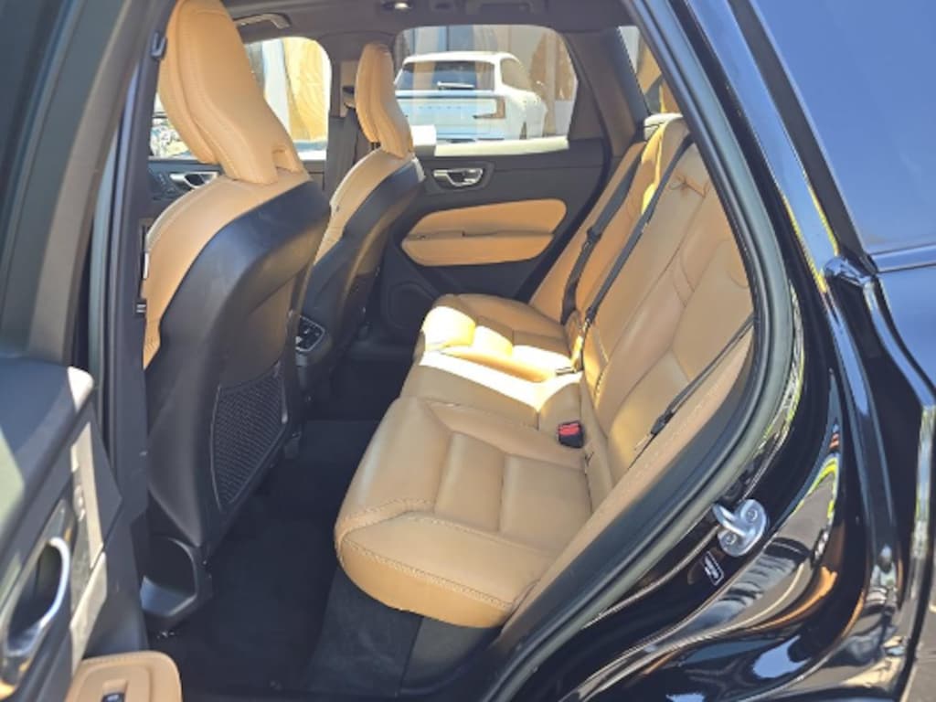 Used 2023 Volvo XC60 B6 Ultimate Dark Theme SUV