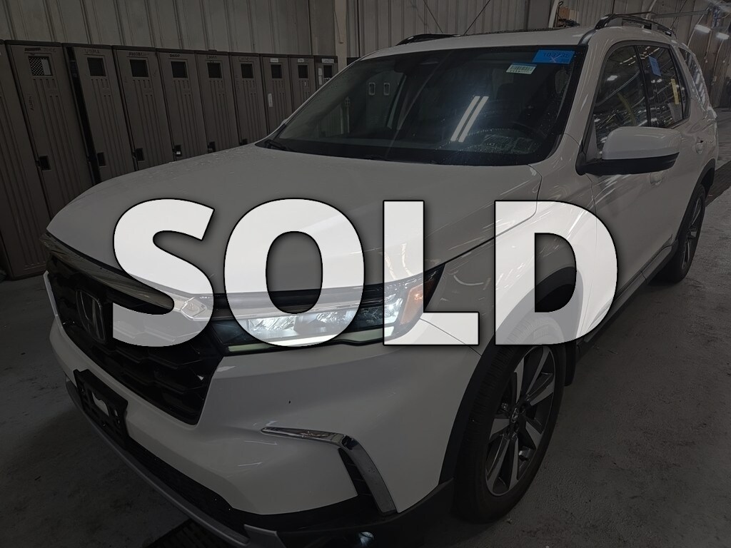 Used 2023 Honda Pilot Touring SUV