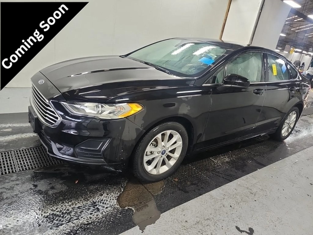 2020 Ford Fusion SE's photo