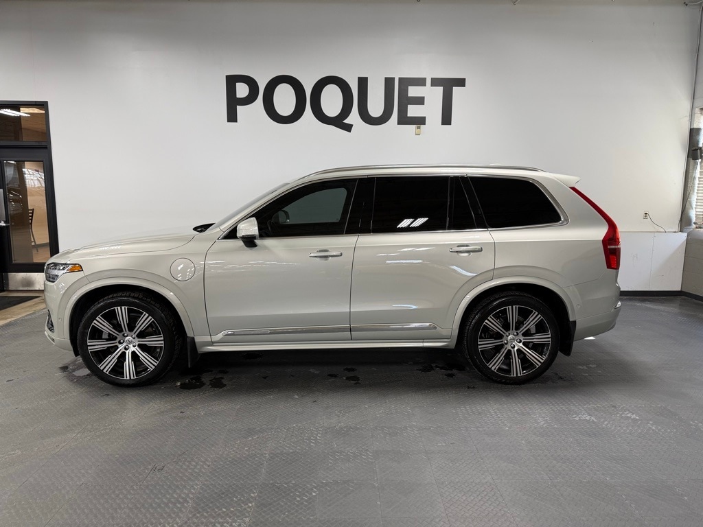 2022 Volvo XC90 Inscription's photo