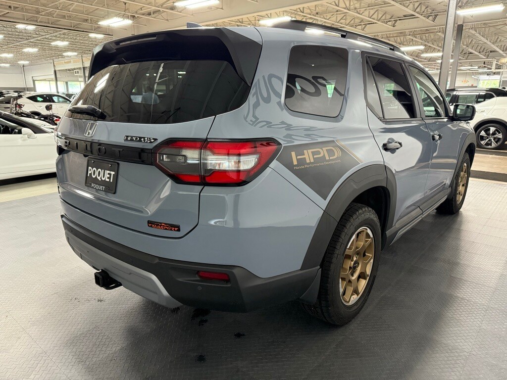 2024 Honda Pilot TrailSport photo 3