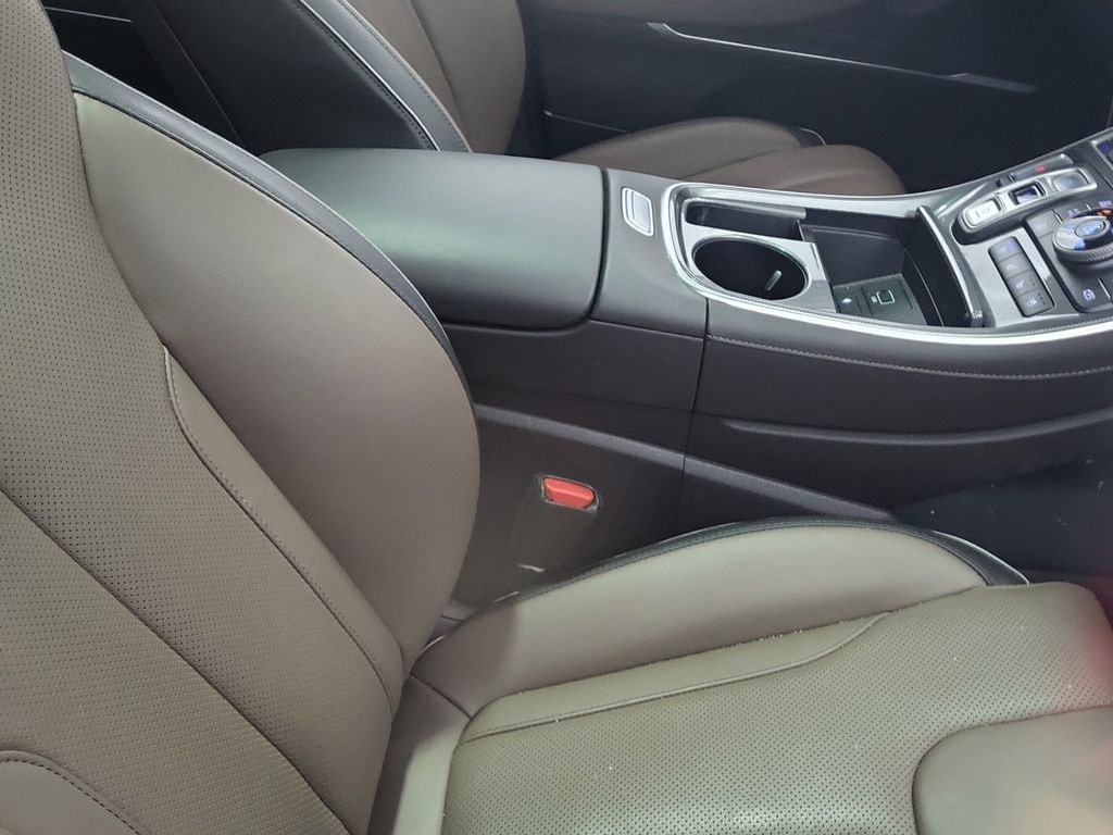 Used 2022 Hyundai Santa Fe Plug-In Hybrid Limited SUV