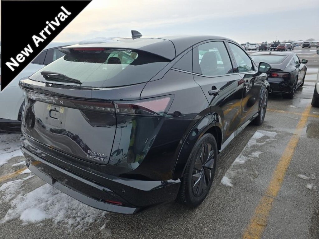 2023 Nissan Ariya Evolve+'s photo