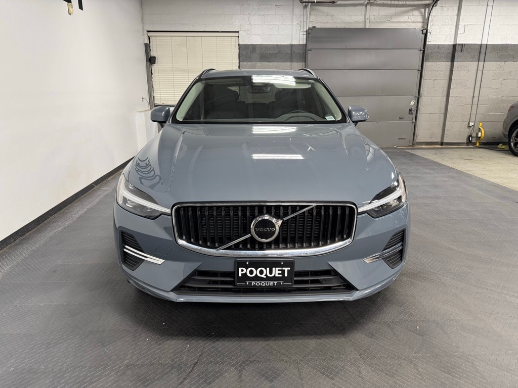 Used 2023 Volvo XC60 B5 Core SUV