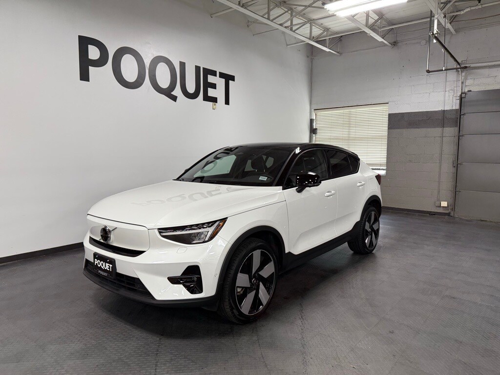2022 Volvo C40 Recharge Ultimate photo 2