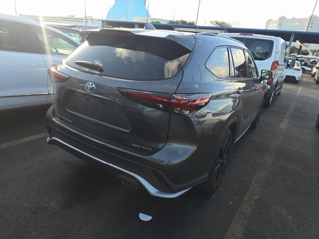 Used 2025 Toyota Highlander XSE SUV