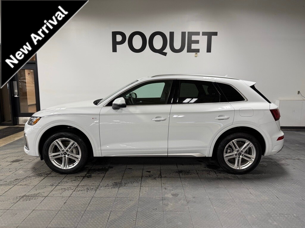 2024 Audi Q5 Premium Plus's photo