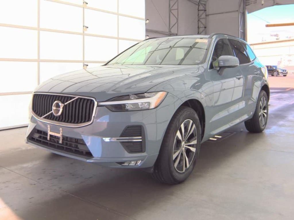 Used 2023 Volvo XC60 B5 Core SUV