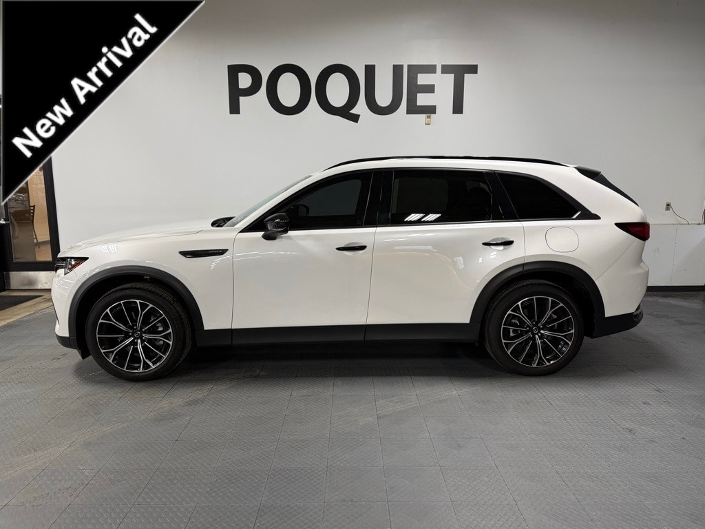 2025 Mazda CX-70 Premium Package's photo