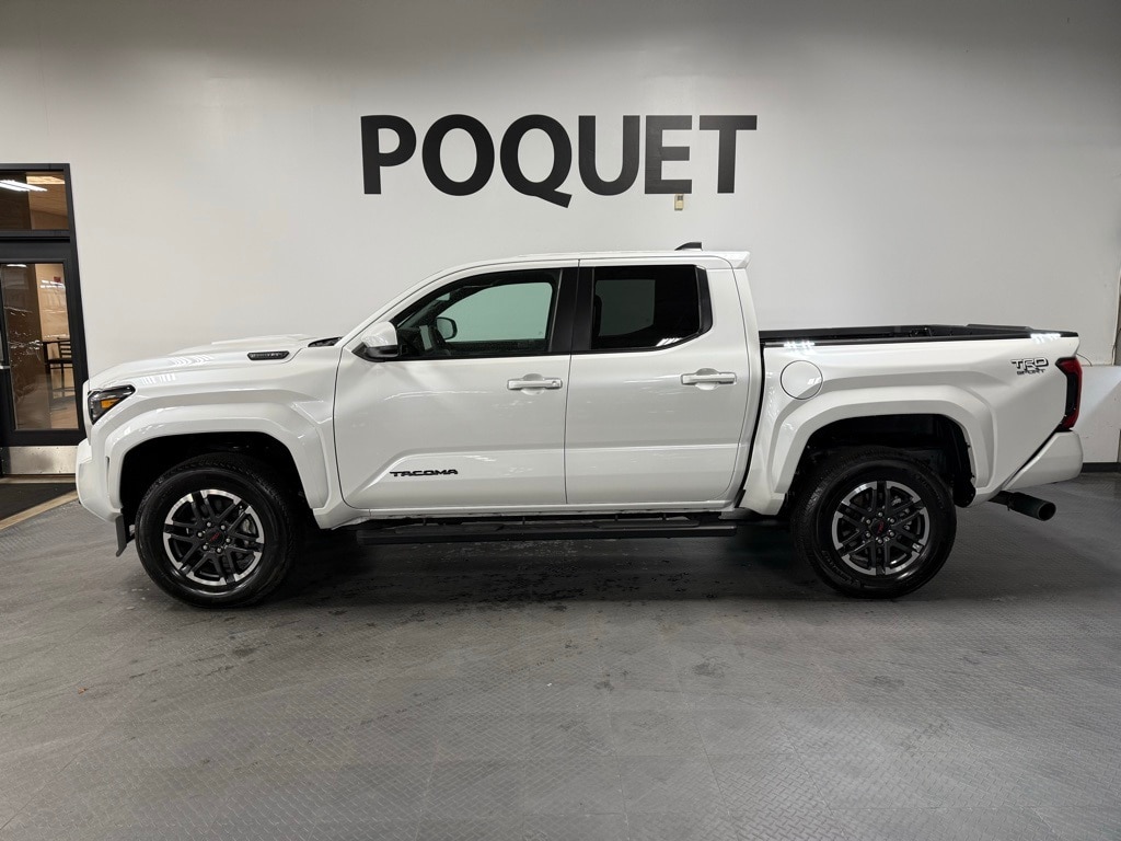 2025 Toyota Tacoma TRD Sport's photo