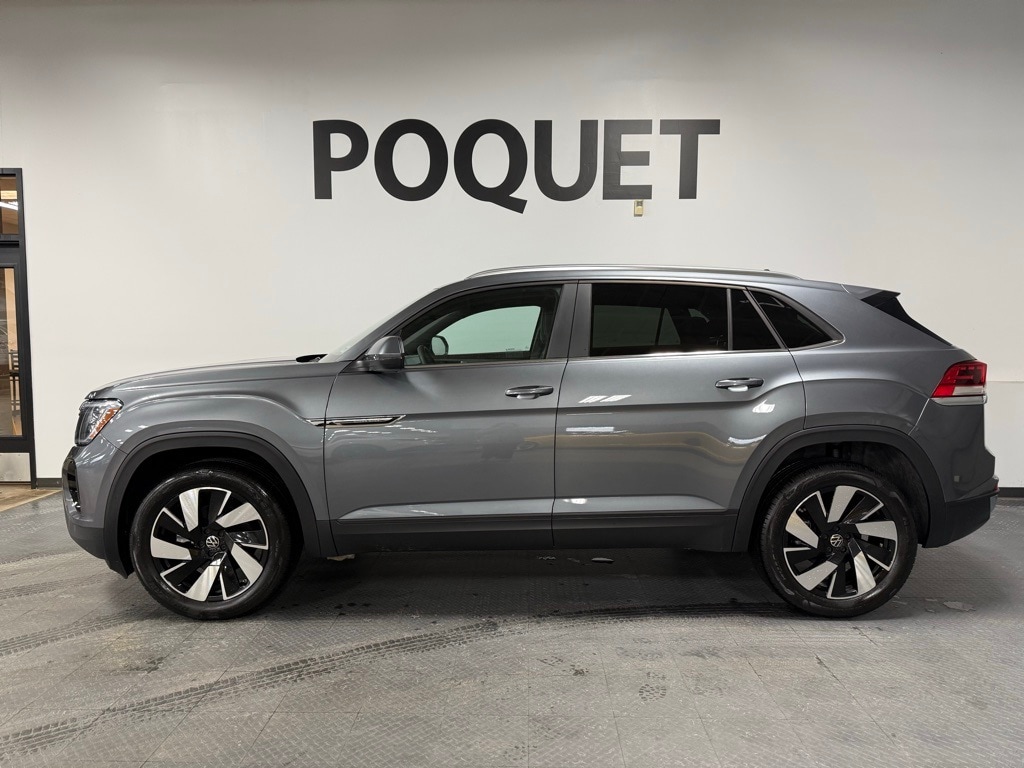 2024 Volkswagen Atlas Cross Sport SE w/Tech's photo