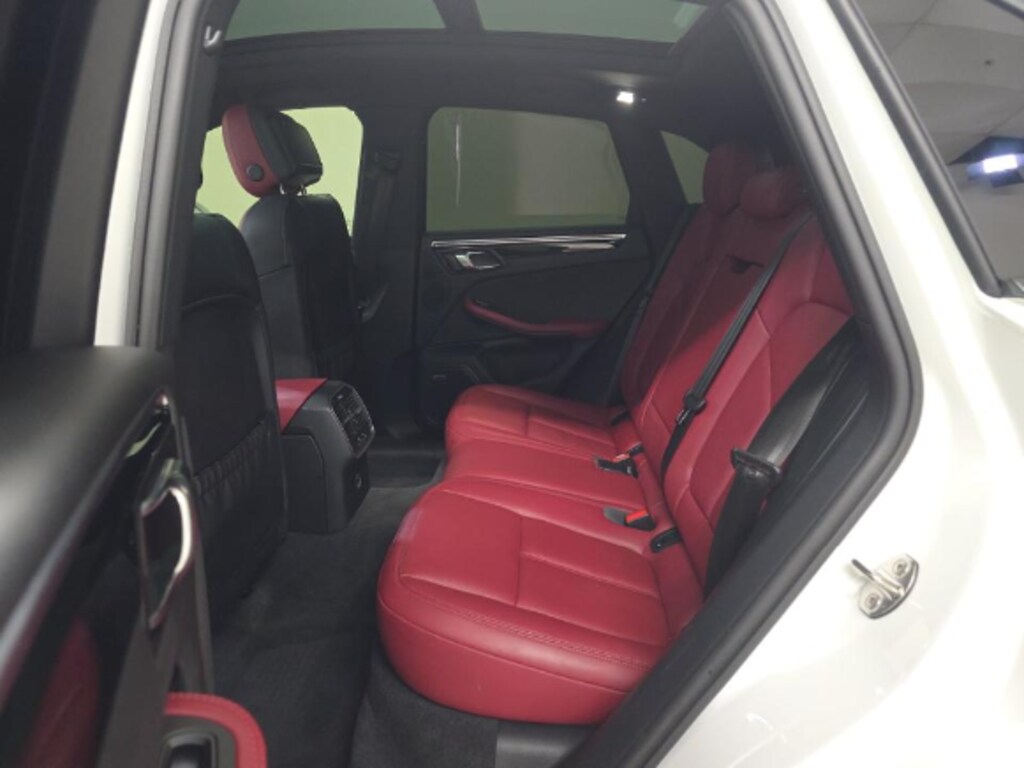 Used 2024 Porsche Macan Base SUV