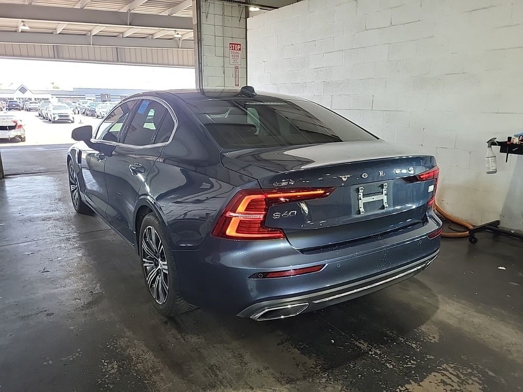Used 2022 Volvo S60 Recharge Plug-In Hybrid T8 Inscription Sedan