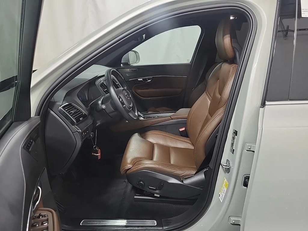 Used 2022 Volvo XC90 Recharge Plug-In Hybrid T8 Inscription 7 Passenger SUV