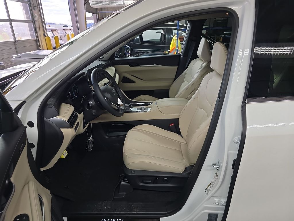 Used 2025 INFINITI QX60 Sensory SUV