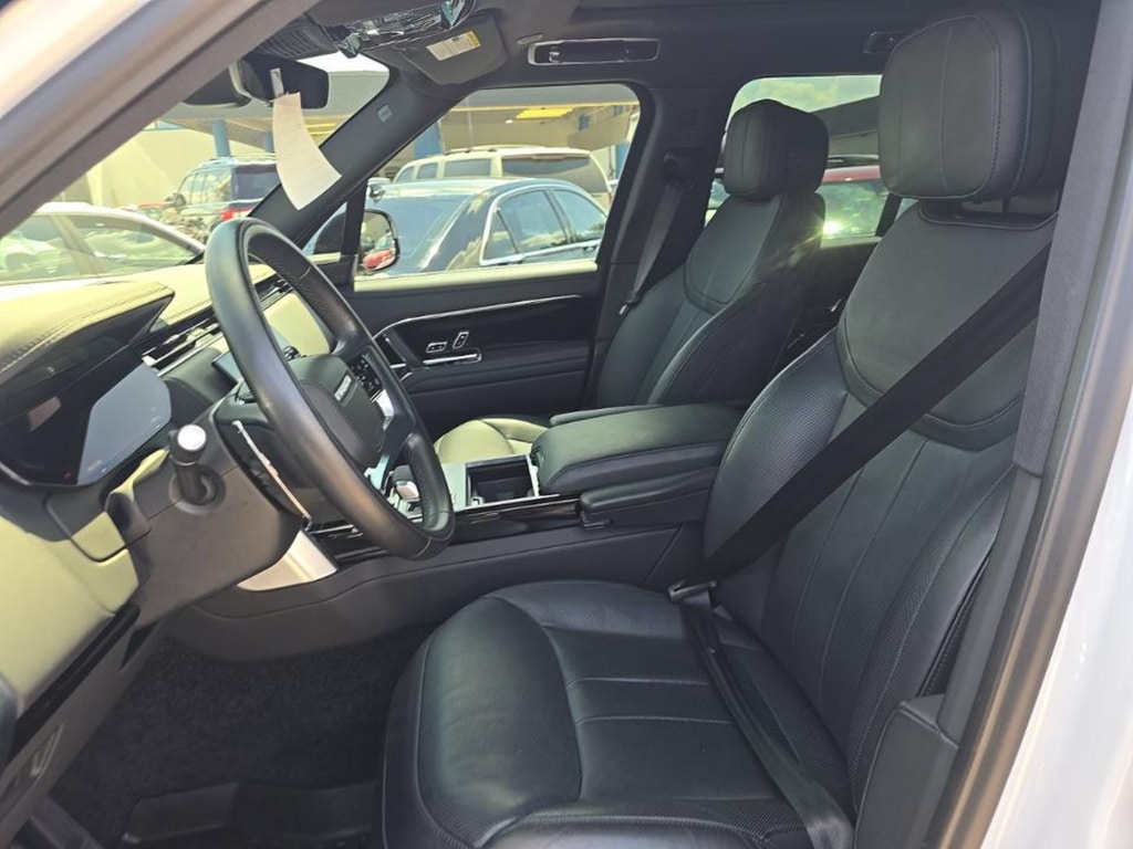 Used 2024 Land Rover Range Rover SE SUV