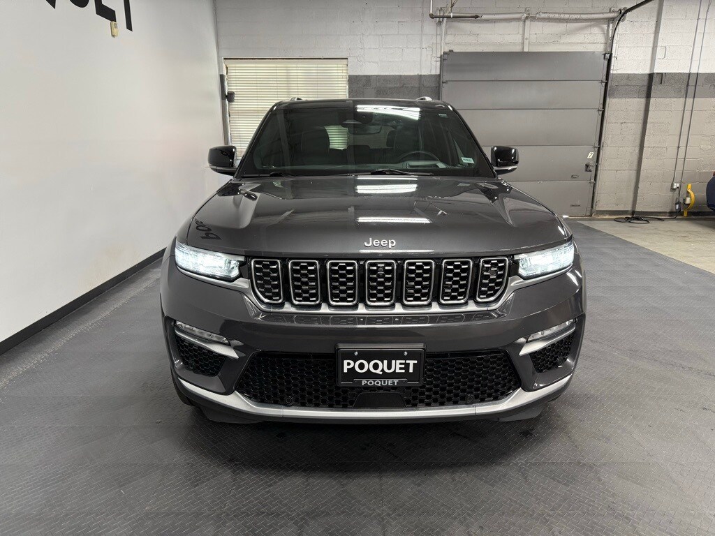 2022 Jeep Grand Cherokee Summit photo 2