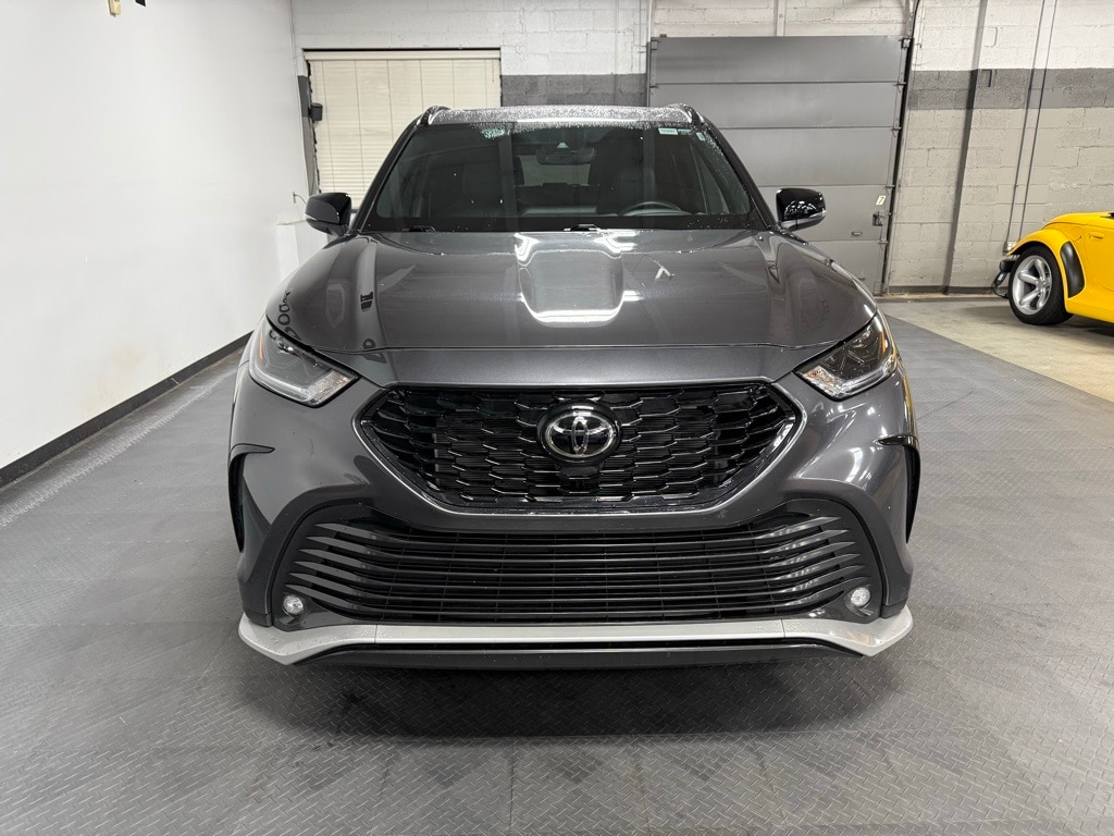 Used 2025 Toyota Highlander XSE SUV