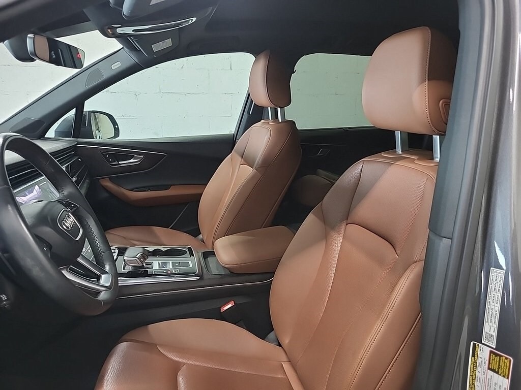 2021 Audi Q7 45 Premium Plus photo 4