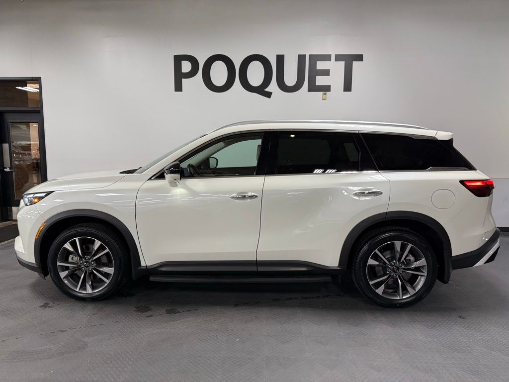 2023 INFINITI QX60 LUXE AWD's photo