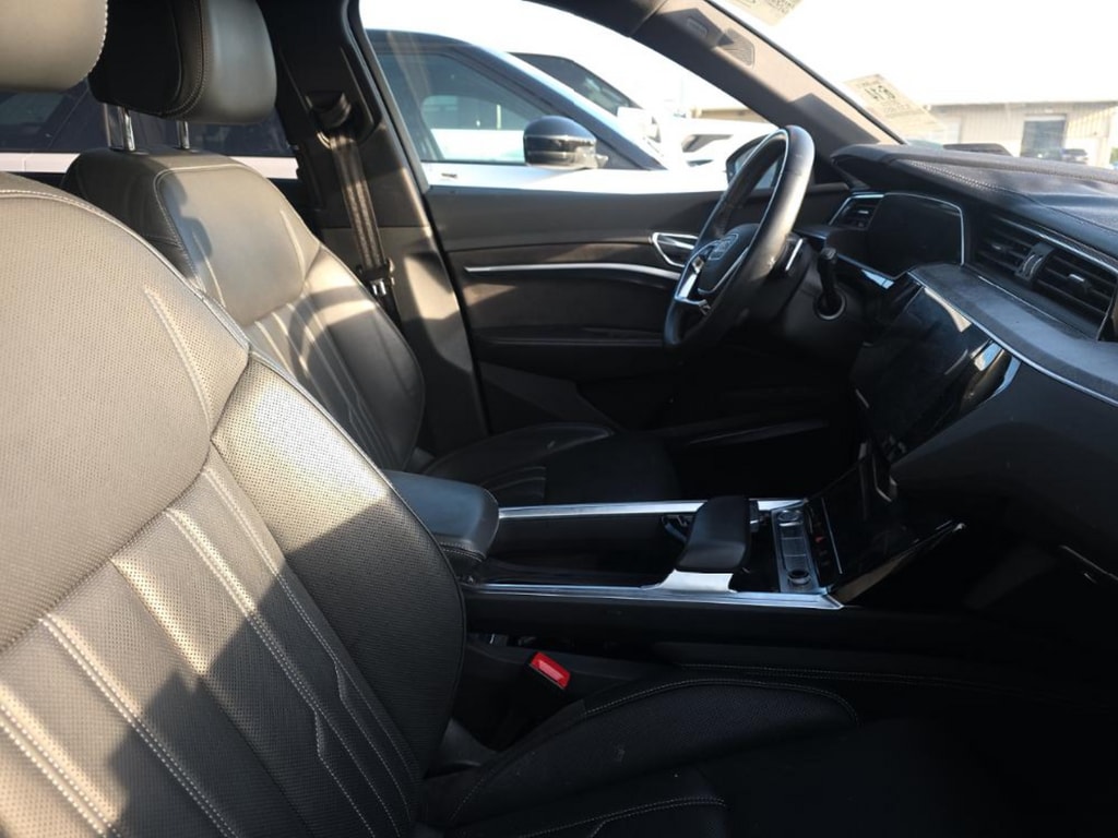 Used 2019 Audi e-tron Prestige SUV