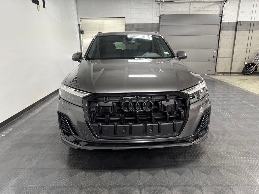 Used 2025 Audi Q7 45 Premium Plus SUV