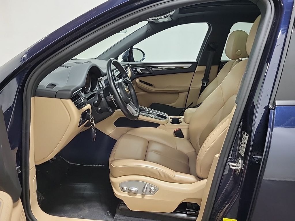 Used 2020 Porsche Macan Base SUV