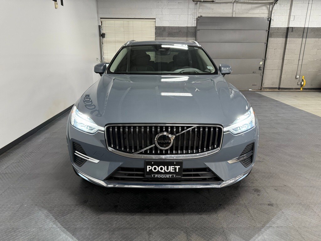 2022 Volvo XC60 Inscription photo 3