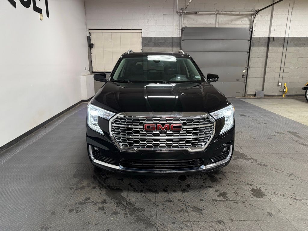 Used 2023 GMC Terrain Denali SUV