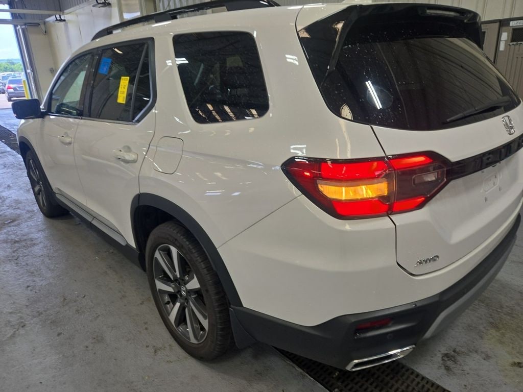 Used 2023 Honda Pilot Touring SUV